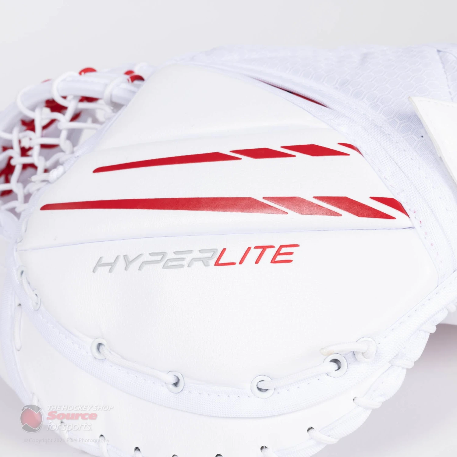 Bauer Vapor HyperLite Senior Goalie Catcher 4 Bauer Vapor HyperLite Senior Goalie Catcher - Image 4