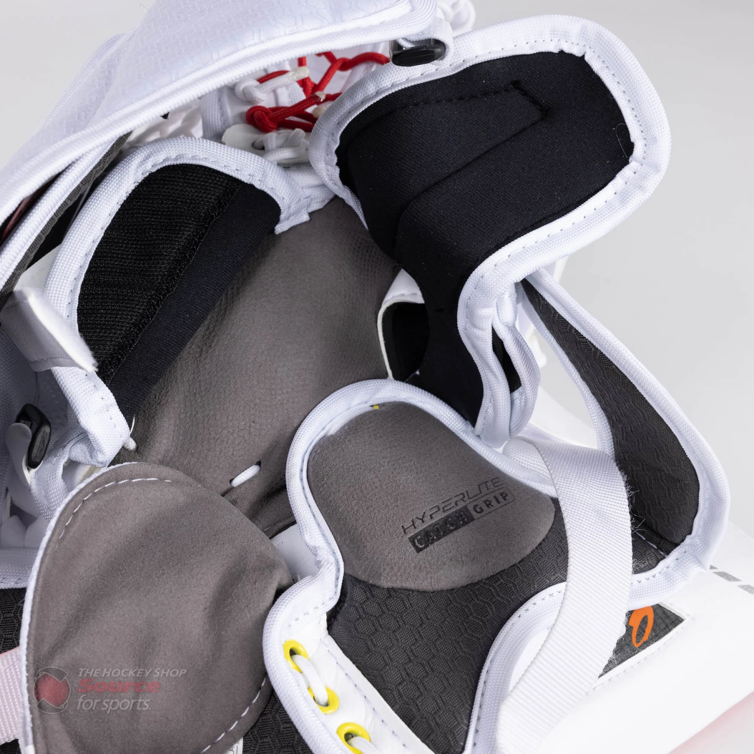 Bauer Vapor HyperLite Senior Goalie Catcher 13 Bauer Vapor HyperLite Senior Goalie Catcher - Image 13