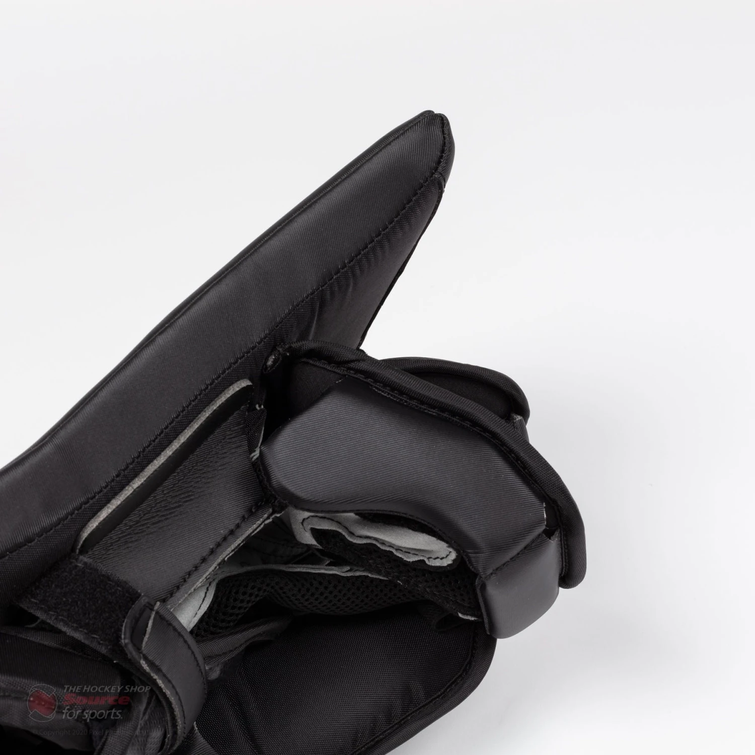 CCM Axis Senior Goalie Blocker 6 CCM Axis Senior Goalie Blocker - Image 6