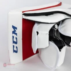 CCM Extreme Flex E5.5 Senior Goalie Blocker 20 CCM Extreme Flex E5.5 Senior Goalie Blocker -Optimal Hockey Shop ccm blockers ccm extreme flex e5 5 senior goalie blocker 27988471119938
