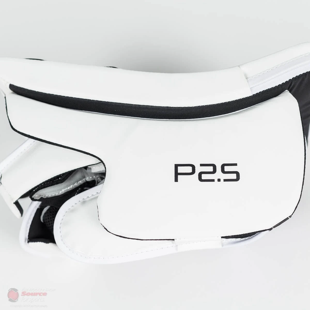 CCM Premier P2.5 Junior Goalie Blocker - Source Exclusive 6 CCM Premier P2.5 Junior Goalie Blocker - Source Exclusive - Image 6