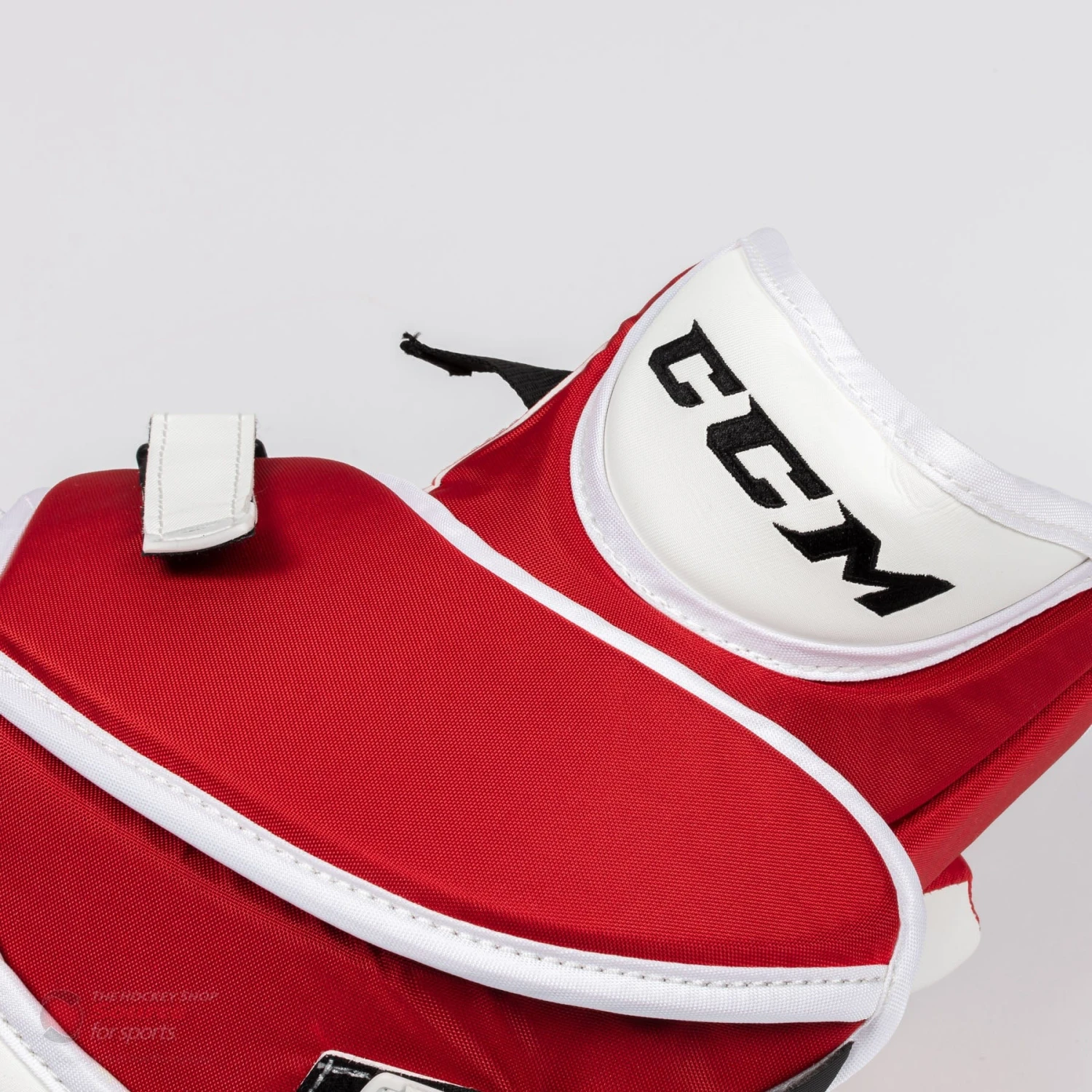 CCM Axis A1.9 Senior Goalie Catcher 7 CCM Axis A1.9 Senior Goalie Catcher - Image 7