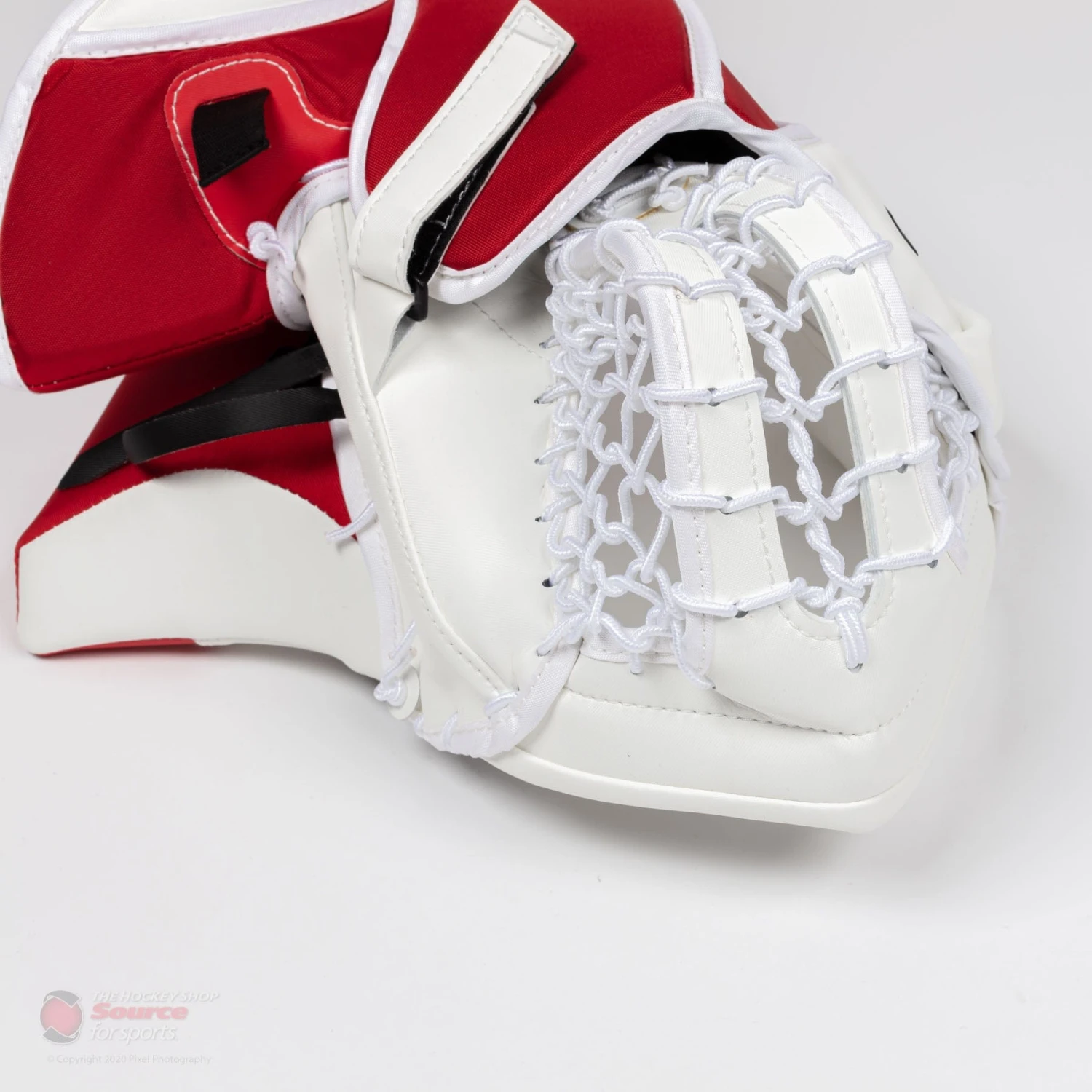 CCM Axis A1.9 Senior Goalie Catcher 6 CCM Axis A1.9 Senior Goalie Catcher - Image 6