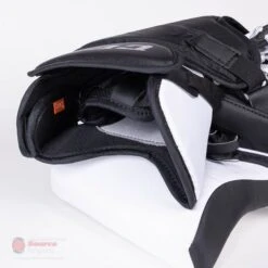 CCM Extreme Flex E5.5 Senior Goalie Catcher - Source Exclusive 22 CCM Extreme Flex E5.5 Senior Goalie Catcher - Source Exclusive -Optimal Hockey Shop ccm catchers ccm extreme flex e5 5 senior goalie catcher source exclusive 28235123195970