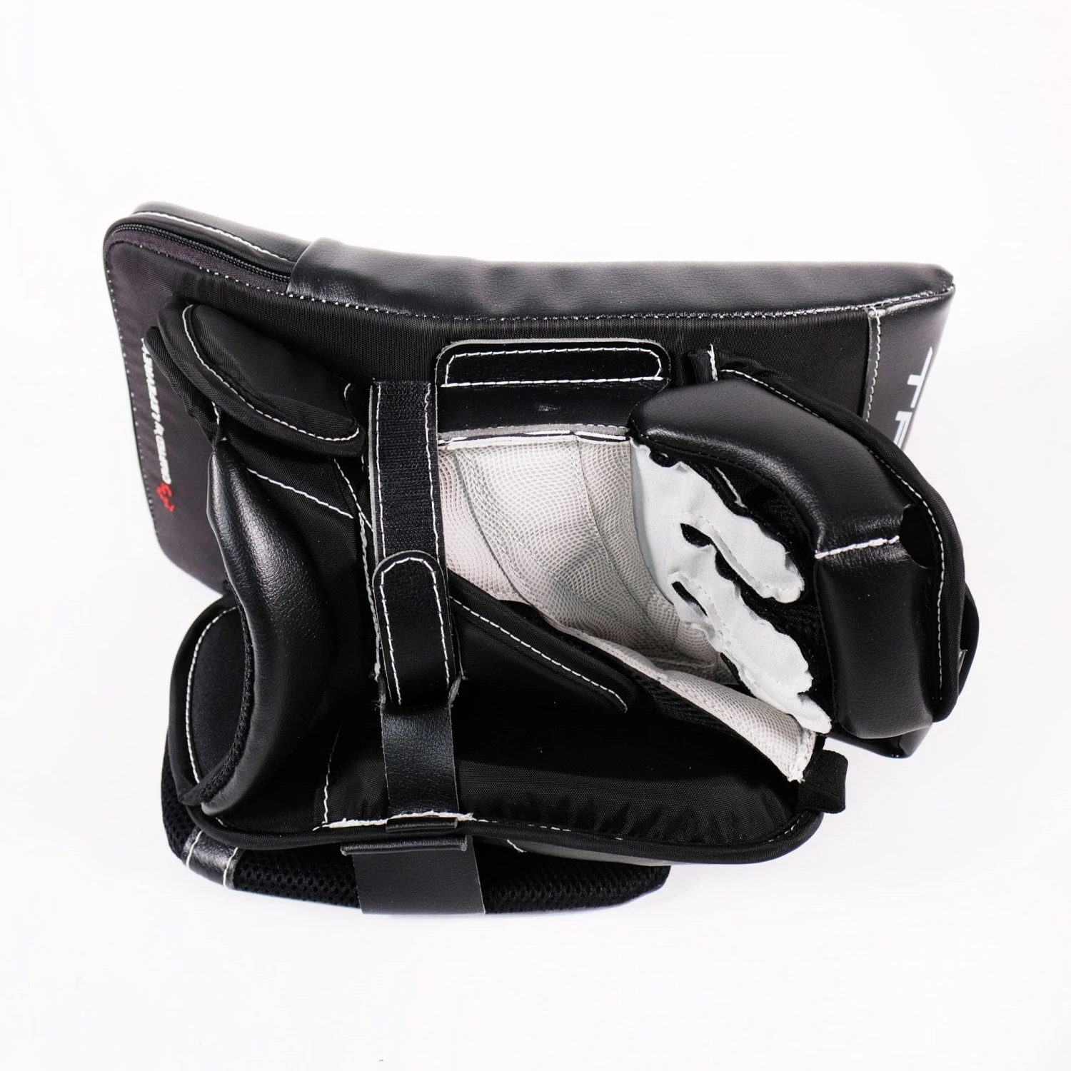 TRUE L12.2 Senior Goalie Blocker - Domestic 7 TRUE L12.2 Senior Goalie Blocker - Domestic - Image 7