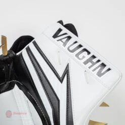 Vaughn Velocity V9 XP Pro Carbon Senior Goalie Catcher 22 Vaughn Velocity V9 XP Pro Carbon Senior Goalie Catcher -Optimal Hockey Shop vaughn catchers vaughn velocity v9 xp pro carbon senior goalie catcher 14508907561026