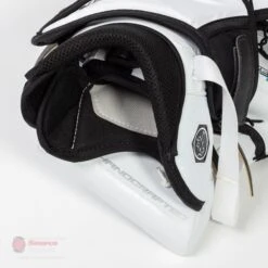 Vaughn Velocity V9 XP Pro Carbon Senior Goalie Catcher 26 Vaughn Velocity V9 XP Pro Carbon Senior Goalie Catcher -Optimal Hockey Shop vaughn catchers vaughn velocity v9 xp pro carbon senior goalie catcher 14508907659330