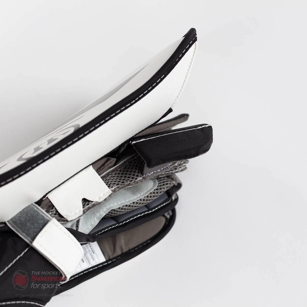 Warrior Ritual G4 Youth Goalie Blocker 10 Warrior Ritual G4 Youth Goalie Blocker - Image 10