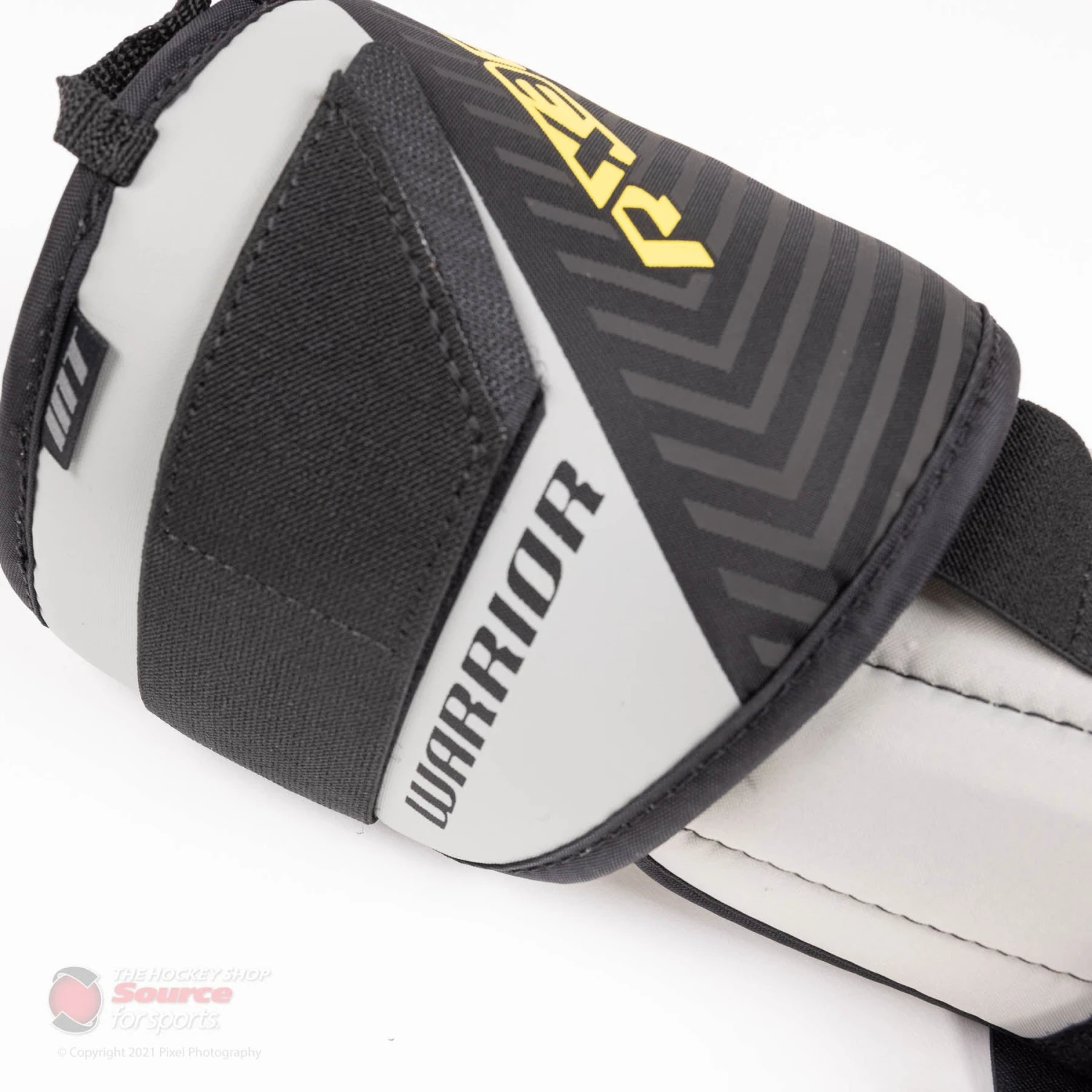 Warrior Ritual X3 E Intermediate Goalie Knee Pads 2 Warrior Ritual X3 E Intermediate Goalie Knee Pads - Image 2
