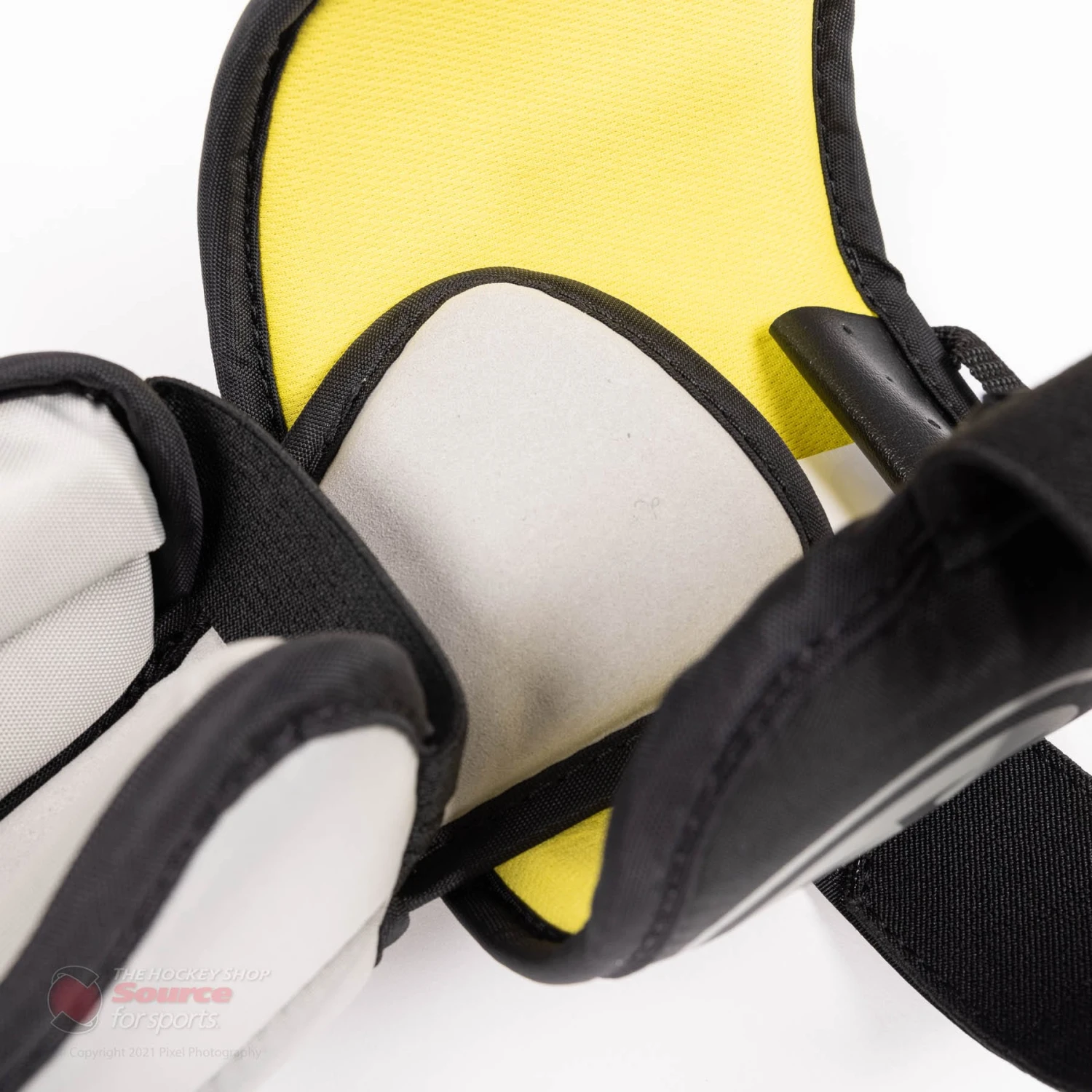 Warrior Ritual X3 E Junior Goalie Knee Pads 7 Warrior Ritual X3 E Junior Goalie Knee Pads - Image 7