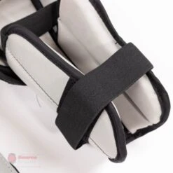 Warrior Ritual X3 Pro Senior Goalie Knee Pads -Optimal Hockey Shop warrior knee pads warrior ritual x3 pro senior goalie knee pads sr 27972423123010